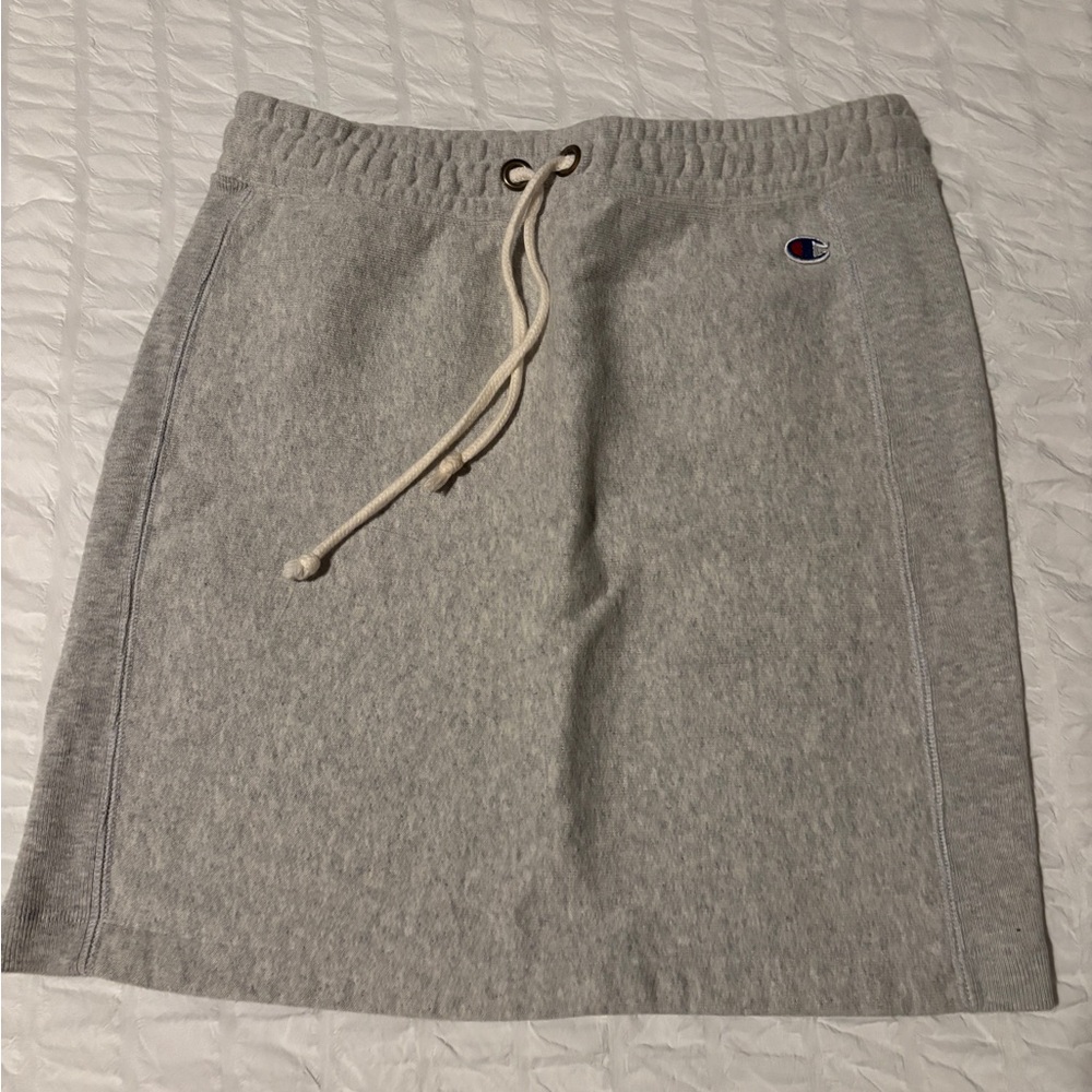 Champion sweat skirt size medium!!